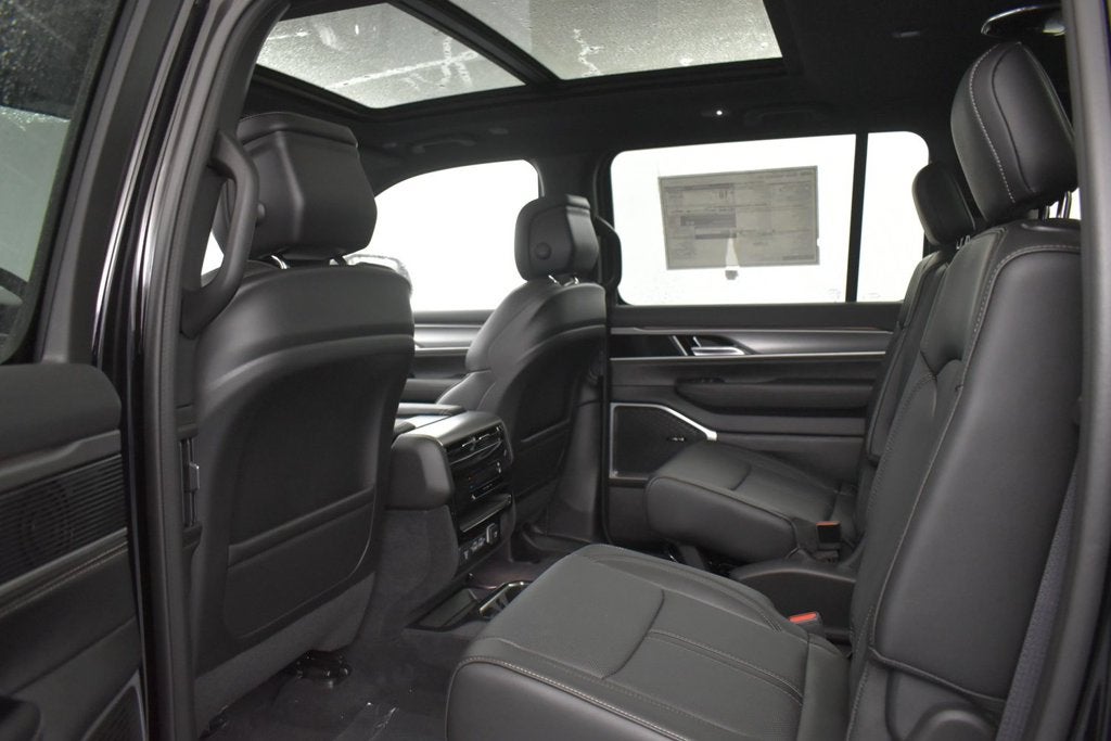2027 Jeep Grand Wagoneer GRAND WAGONEER 4X4