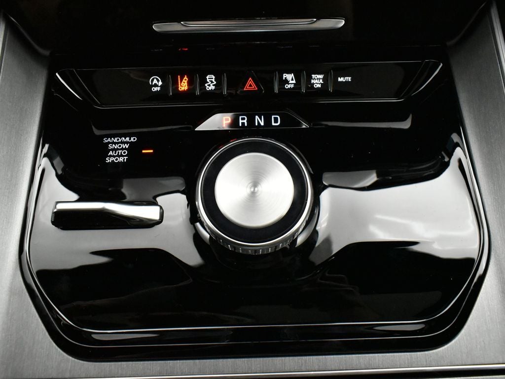 2025 Jeep Wagoneer WAGONEER CARBIDE 4X4