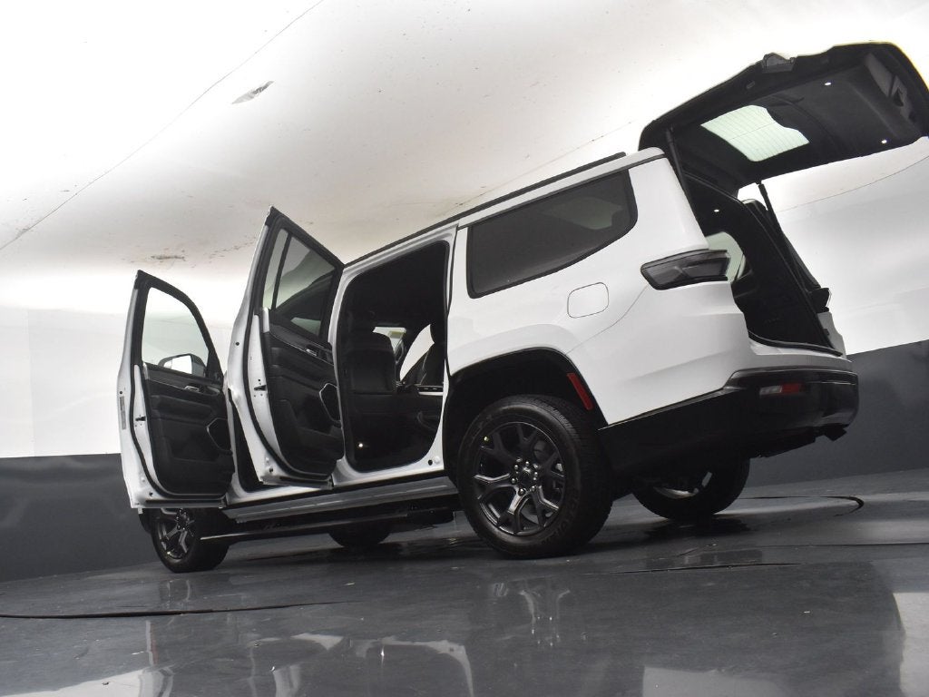 2027 Jeep Grand Wagoneer GRAND WAGONEER LIMITED ALTITUDE 4X4