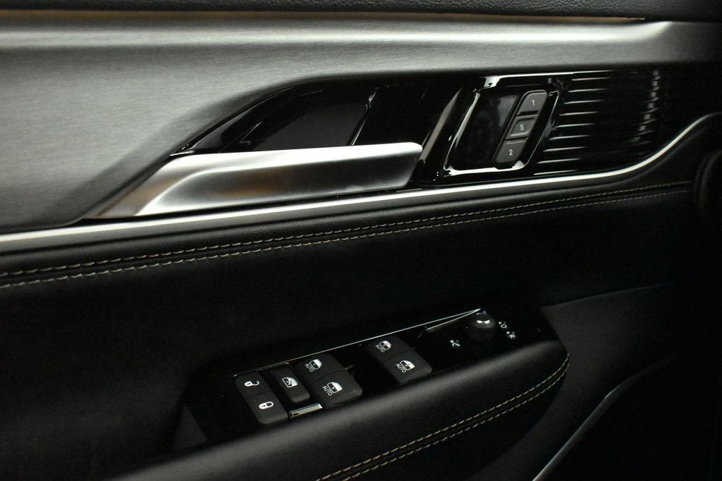 2027 Jeep Grand Wagoneer GRAND WAGONEER LIMITED ALTITUDE 4X4