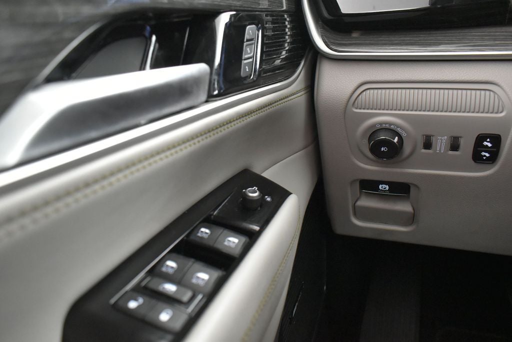 2022 Jeep Wagoneer Series II 4x4