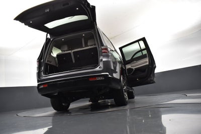 2023 Jeep Wagoneer Series III