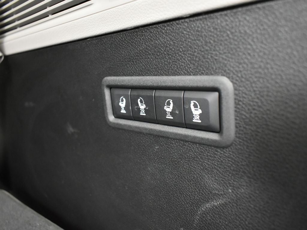 2023 Jeep Wagoneer Series III