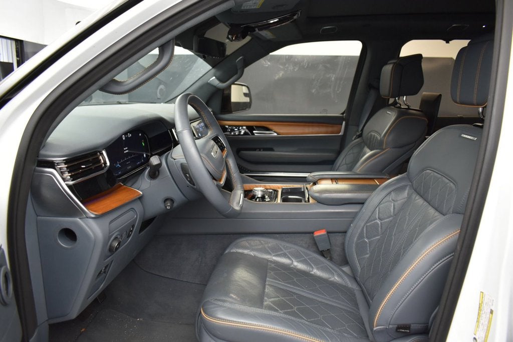 2023 Jeep Grand Wagoneer Series III