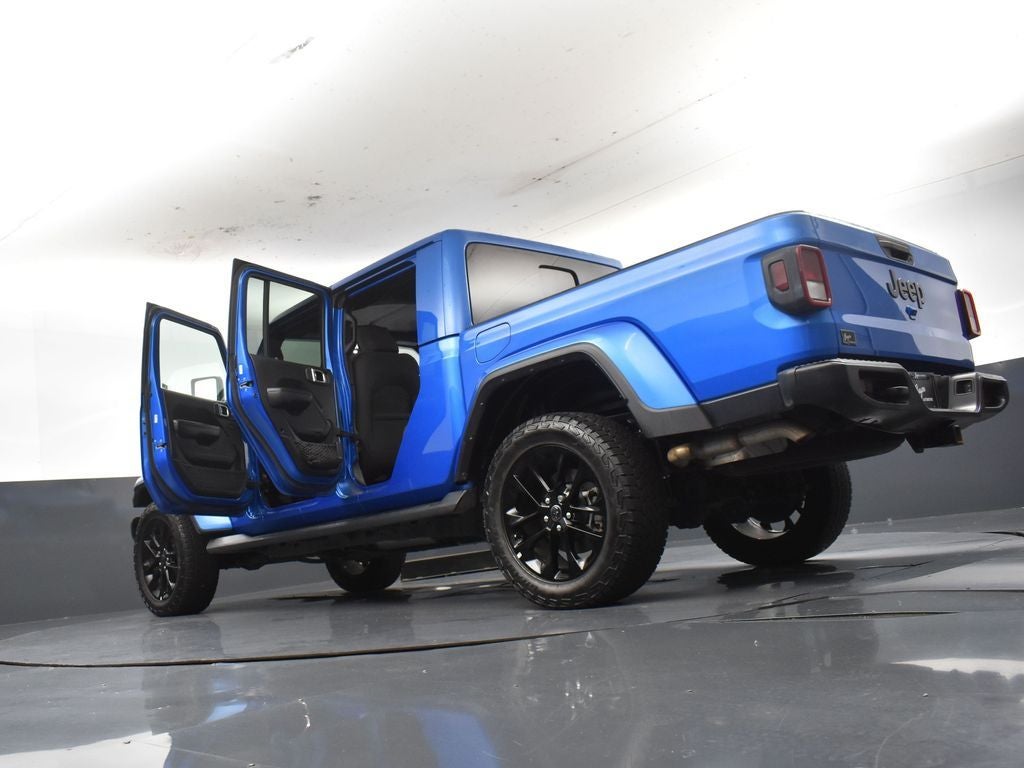 2024 Jeep Gladiator Nighthawk