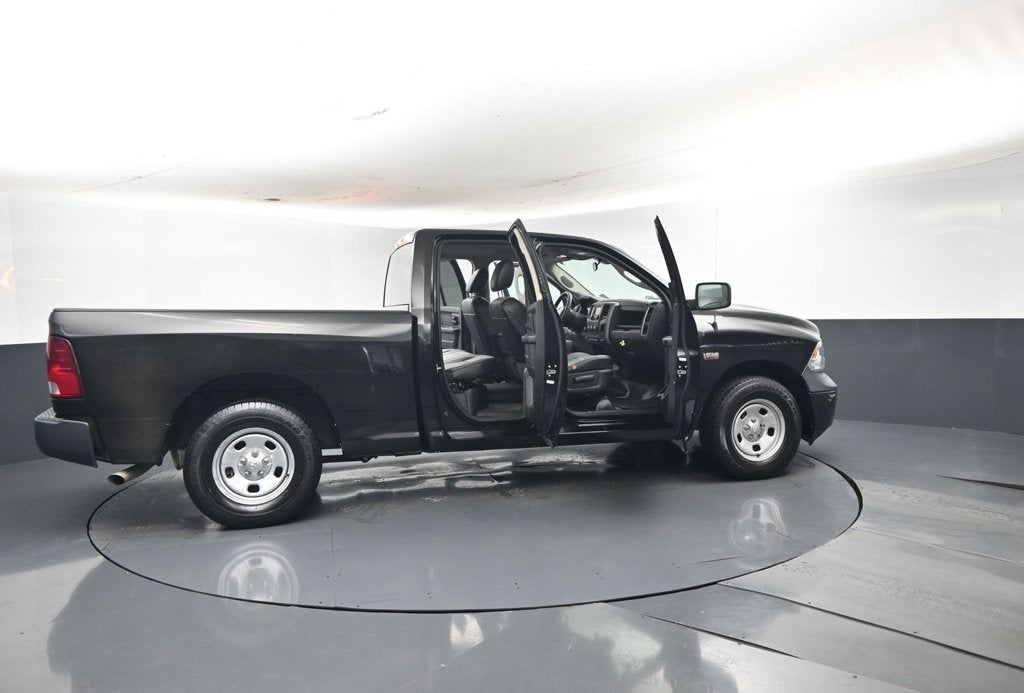2021 RAM 1500 Classic Tradesman Quad Cab 4x2 6'4' Box