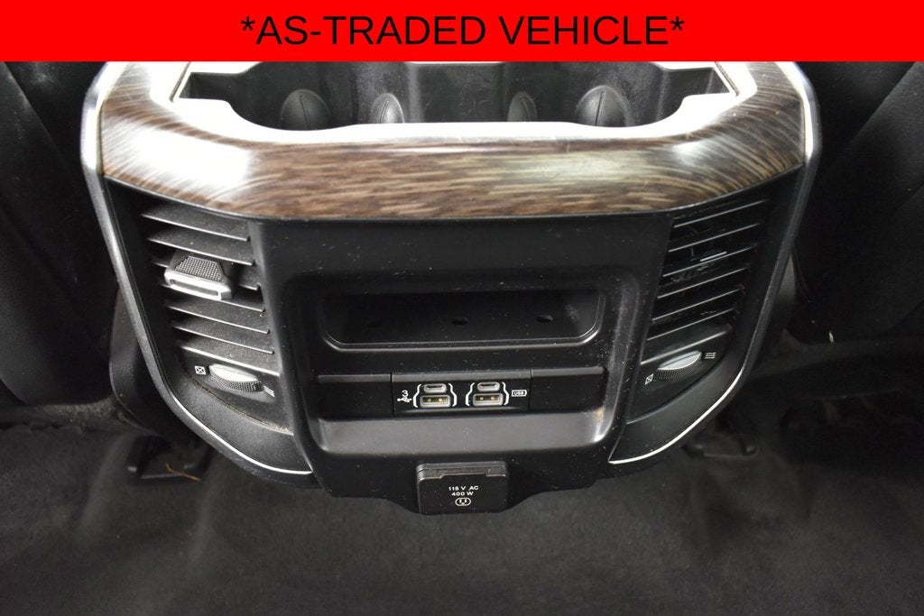 2020 RAM 1500 Laramie Quad Cab 4x2 6'4' Box