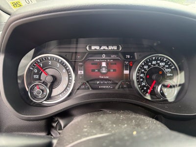 2022 RAM 1500 Big Horn Crew Cab 4x2 5'7' Box