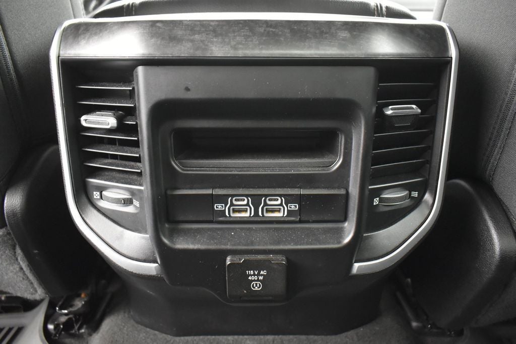 2022 RAM 1500 Big Horn Crew Cab 4x2 5'7' Box