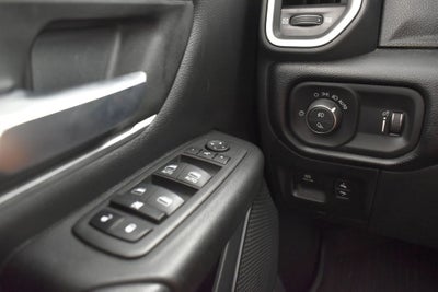 2022 RAM 1500 Big Horn Crew Cab 4x2 5'7' Box