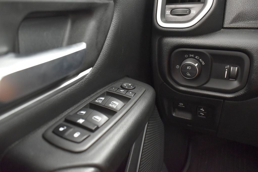 2022 RAM 1500 Big Horn Crew Cab 4x2 5'7' Box