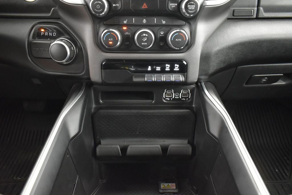 2022 RAM 1500 Big Horn Crew Cab 4x2 5'7' Box