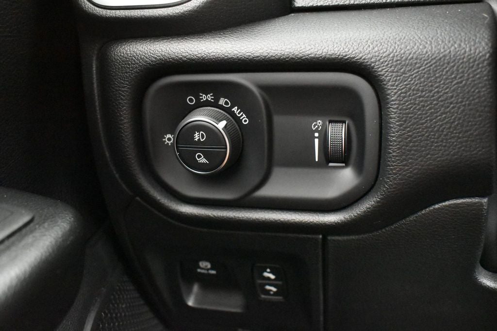 2024 RAM 1500 Big Horn Crew Cab 4x2 5'7' Box