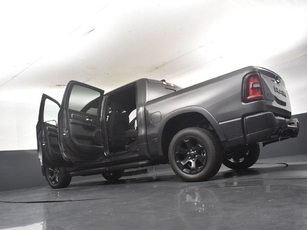 2027 RAM Ram 1500 RAM 1500 BIG HORN CREW CAB 4X2 5'7' BOX