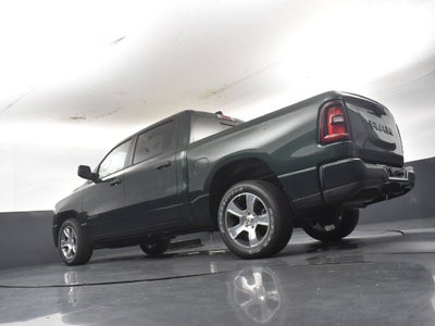 2027 RAM Ram 1500 RAM 1500 EXPRESS CREW CAB 4X2 5'7' BOX