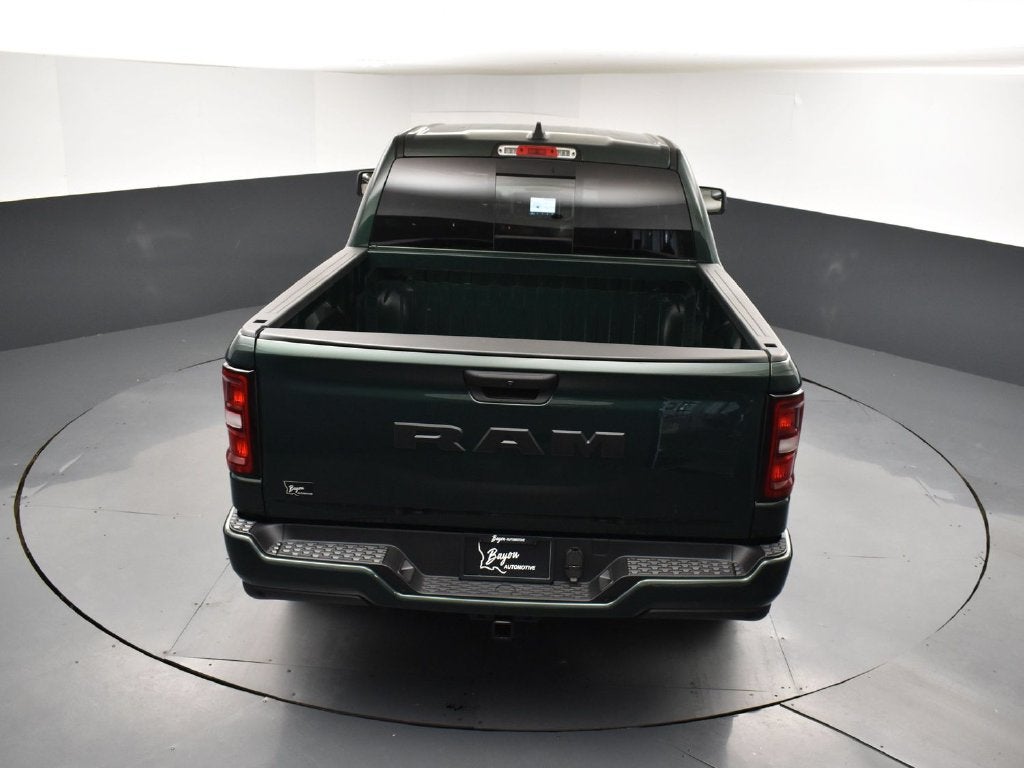2027 RAM Ram 1500 RAM 1500 EXPRESS CREW CAB 4X2 5'7' BOX
