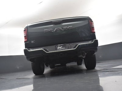 2027 RAM Ram 1500 RAM 1500 EXPRESS CREW CAB 4X2 5'7' BOX