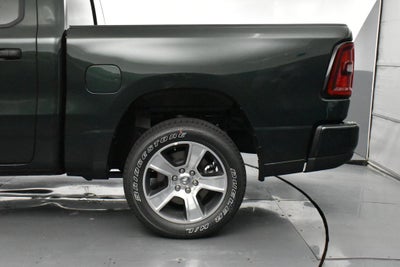 2027 RAM Ram 1500 RAM 1500 EXPRESS CREW CAB 4X2 5'7' BOX