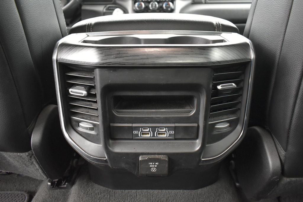 2024 RAM 1500 Laramie Crew Cab 4x2 5'7' Box
