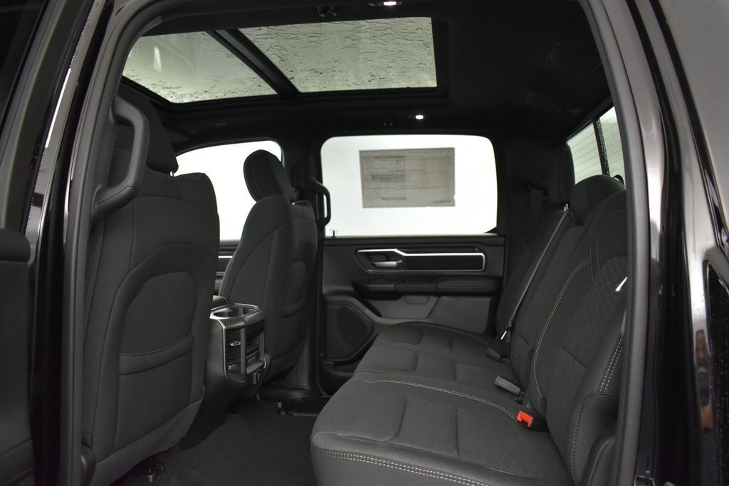 2026 RAM 1500 Big Horn Crew Cab 4x4 5'7' Box