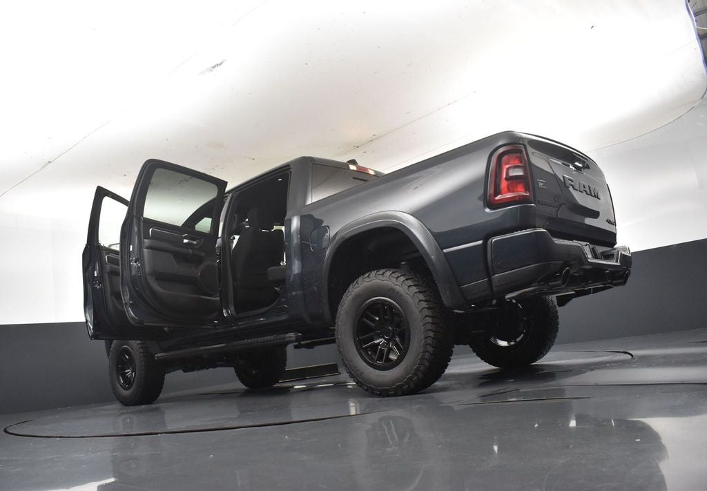 2026 RAM 1500 Big Horn Crew Cab 4x4 5'7' Box