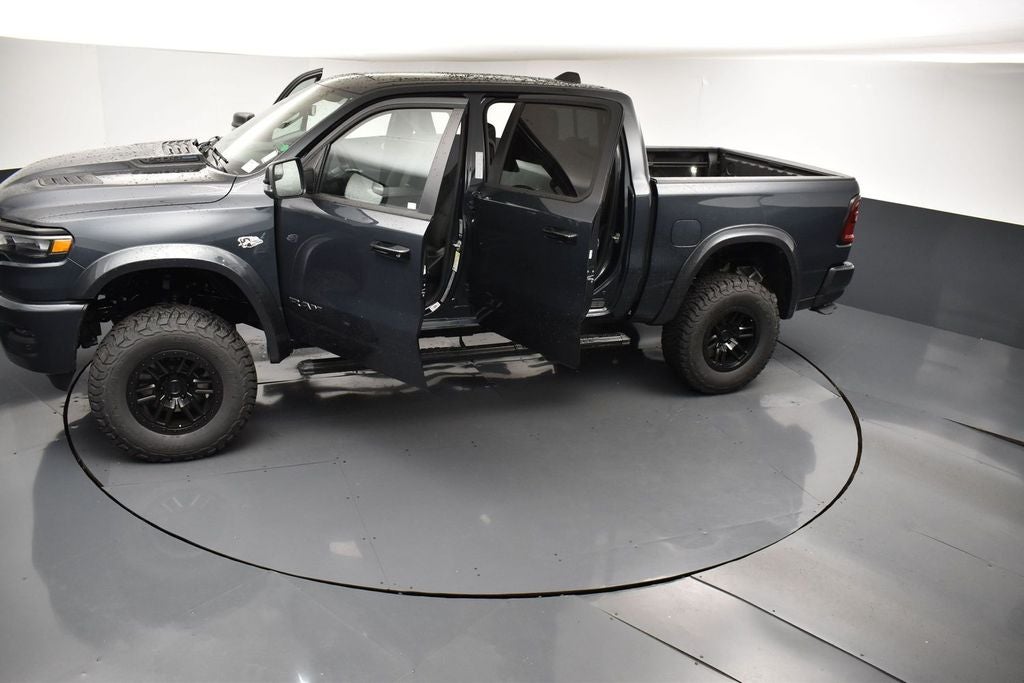 2026 RAM 1500 Big Horn Crew Cab 4x4 5'7' Box