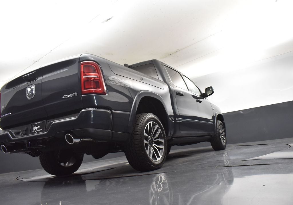 2026 RAM Ram 1500 RAM 1500 LIMITED CREW CAB 4X4 5'7' BOX