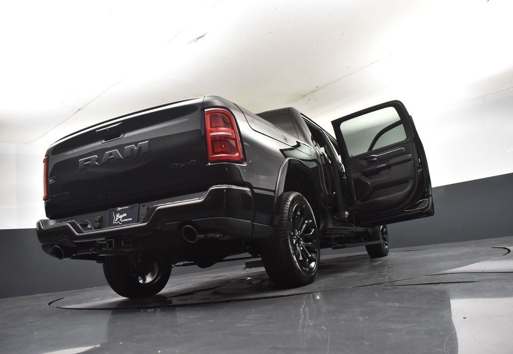 2026 RAM Ram 1500 RAM 1500 LIMITED CREW CAB 4X4 5'7' BOX