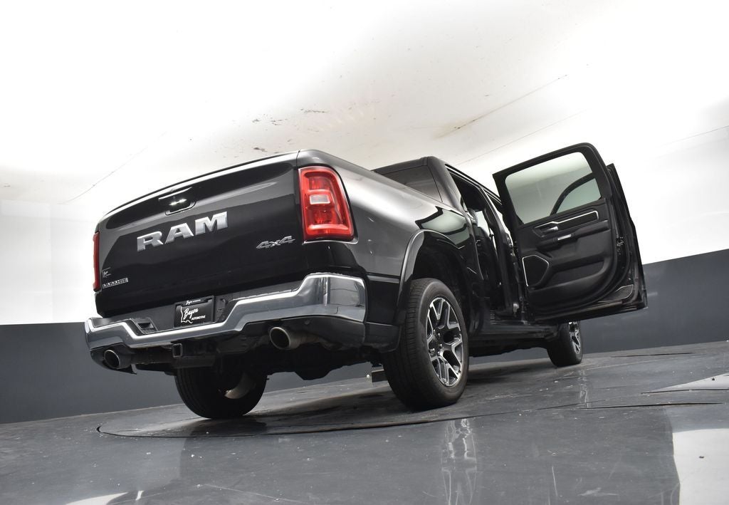 2025 RAM 1500 Laramie Crew Cab 4x4 5'7' Box