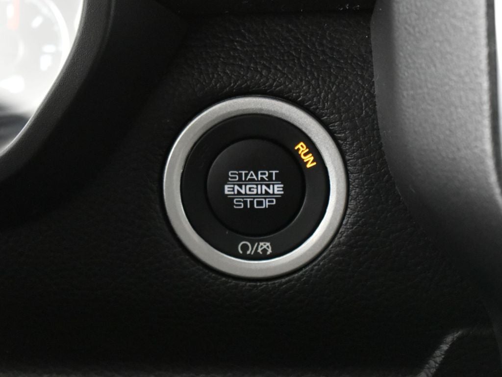 2025 RAM 1500 Laramie Crew Cab 4x4 5'7' Box