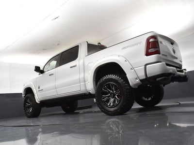 2022 RAM 1500 Laramie Crew Cab 4x4 5'7' Box
