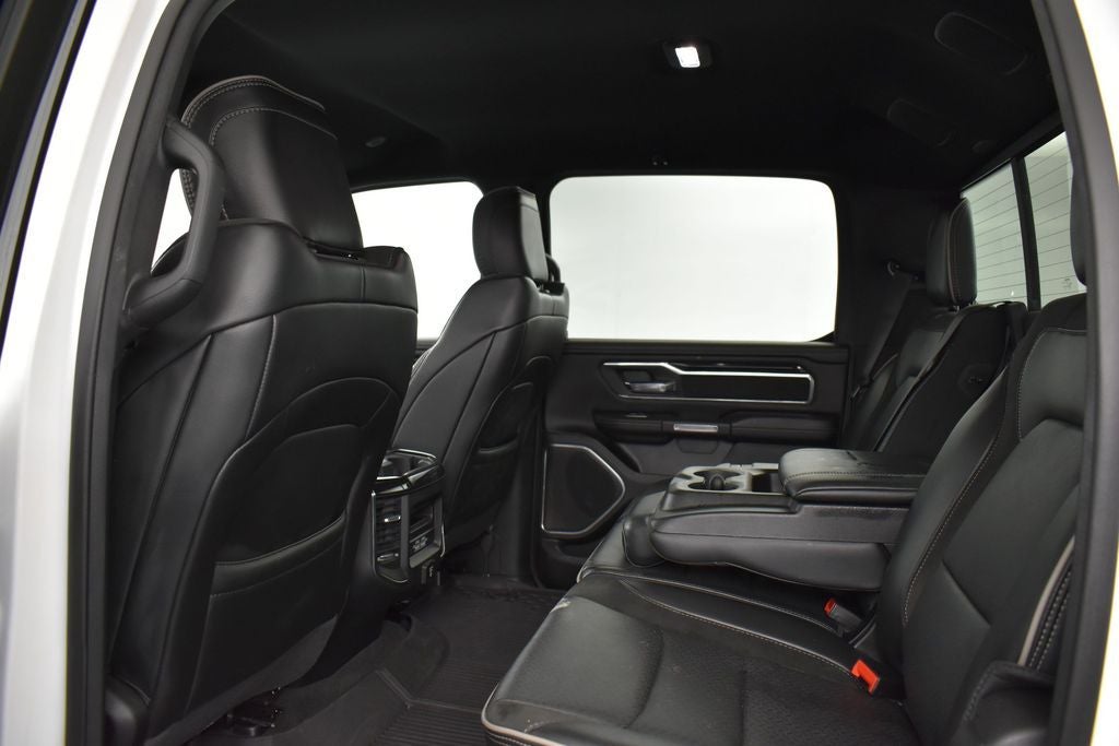 2022 RAM 1500 Laramie Crew Cab 4x4 5'7' Box