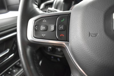 2022 RAM 1500 Laramie Crew Cab 4x4 5'7' Box