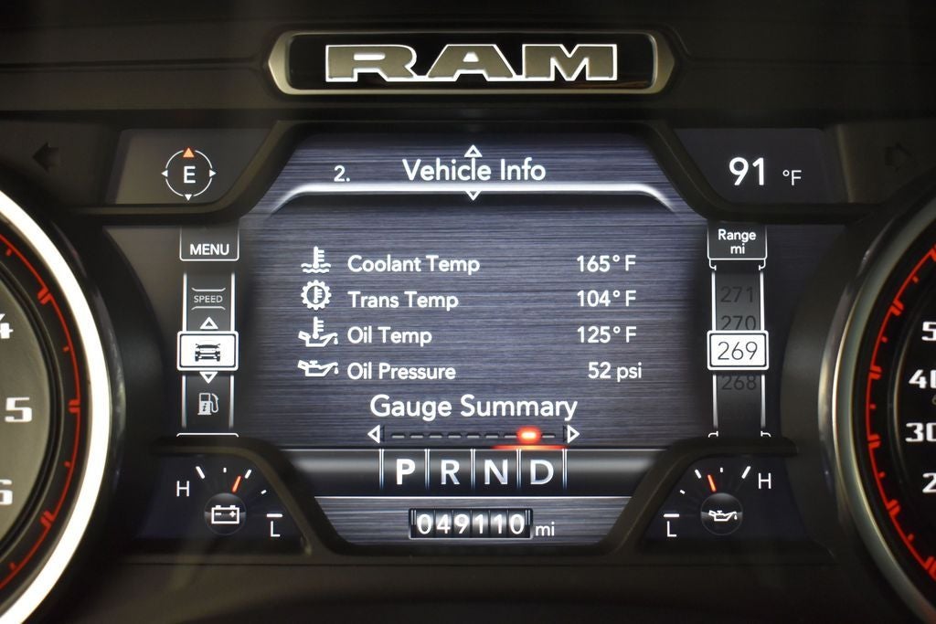 2022 RAM 1500 Laramie Crew Cab 4x4 5'7' Box
