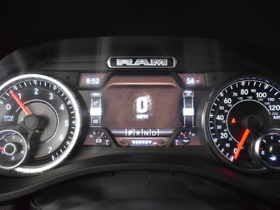 2022 RAM 1500 Laramie Crew Cab 4x4 5'7' Box