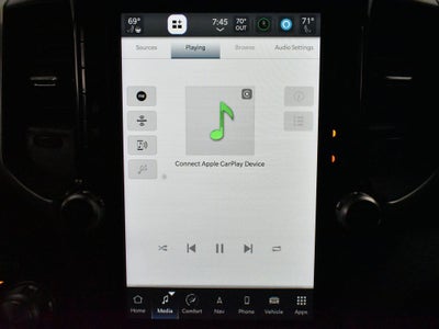 2022 RAM 1500 Laramie Crew Cab 4x4 5'7' Box