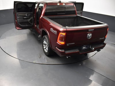 2022 RAM 1500 Laramie Crew Cab 4x4 5'7' Box