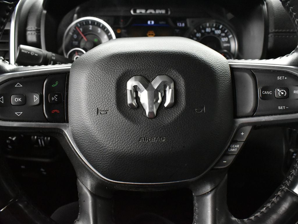 2022 RAM 1500 Laramie Crew Cab 4x4 5'7' Box