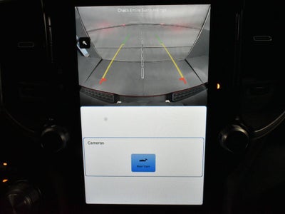 2022 RAM 1500 Laramie Crew Cab 4x4 5'7' Box