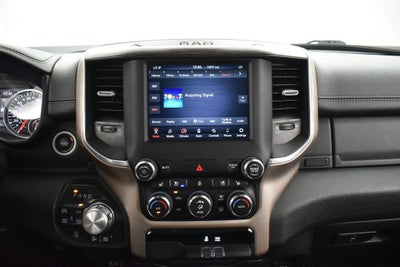 2020 RAM 1500 Laramie Crew Cab 4x4 5'7' Box