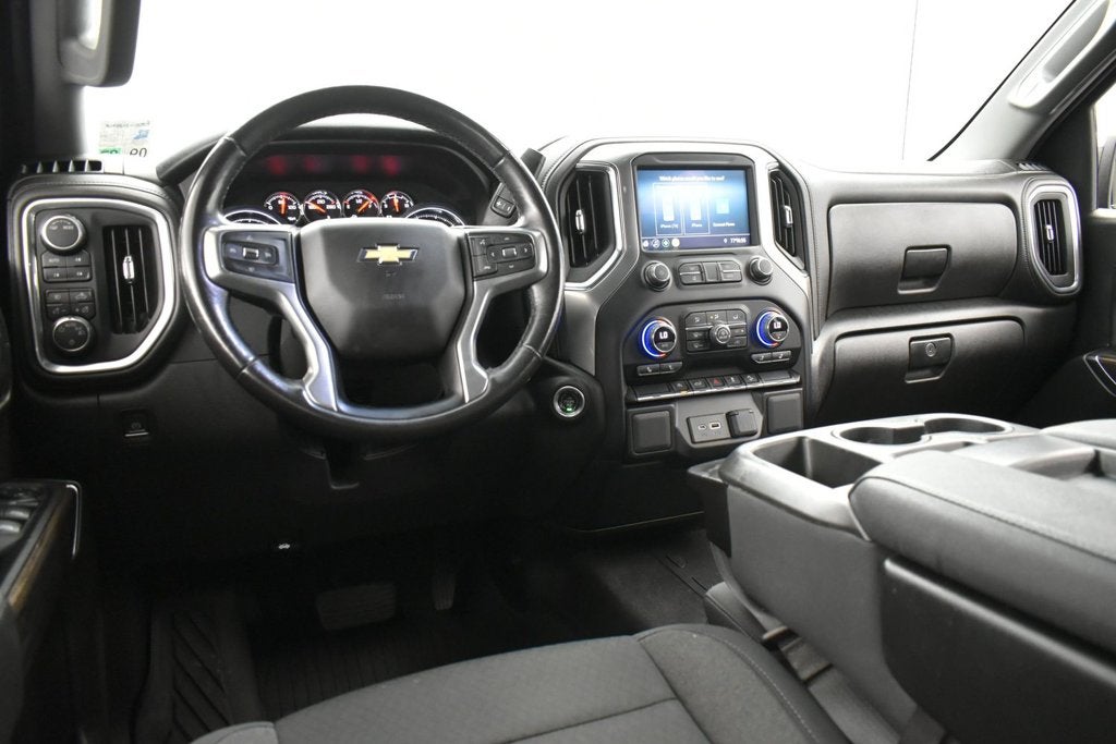 2022 Chevrolet Silverado 1500 LTD 4WD Crew Cab Short Bed LT