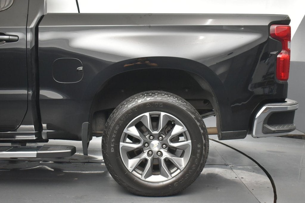 2022 Chevrolet Silverado 1500 LTD 4WD Crew Cab Short Bed LT