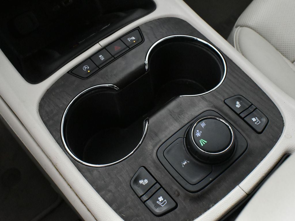 2023 GMC Acadia FWD Denali