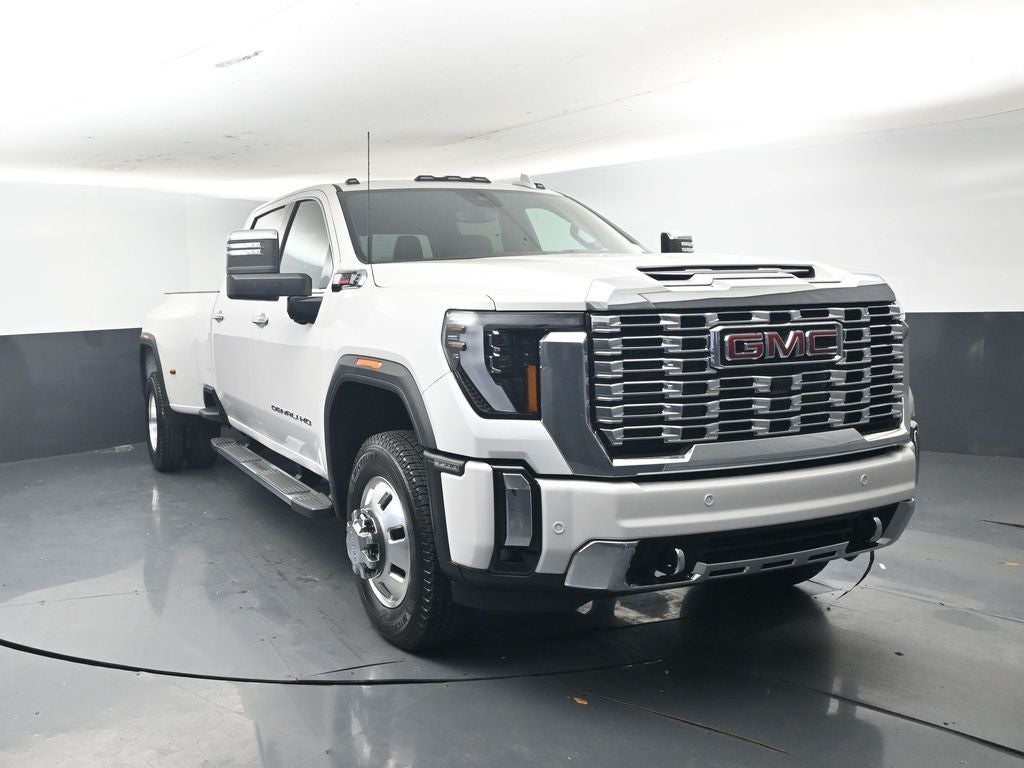 2024 GMC Sierra 3500HD Denali