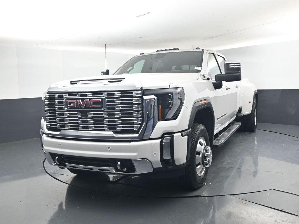 2024 GMC Sierra 3500HD Denali