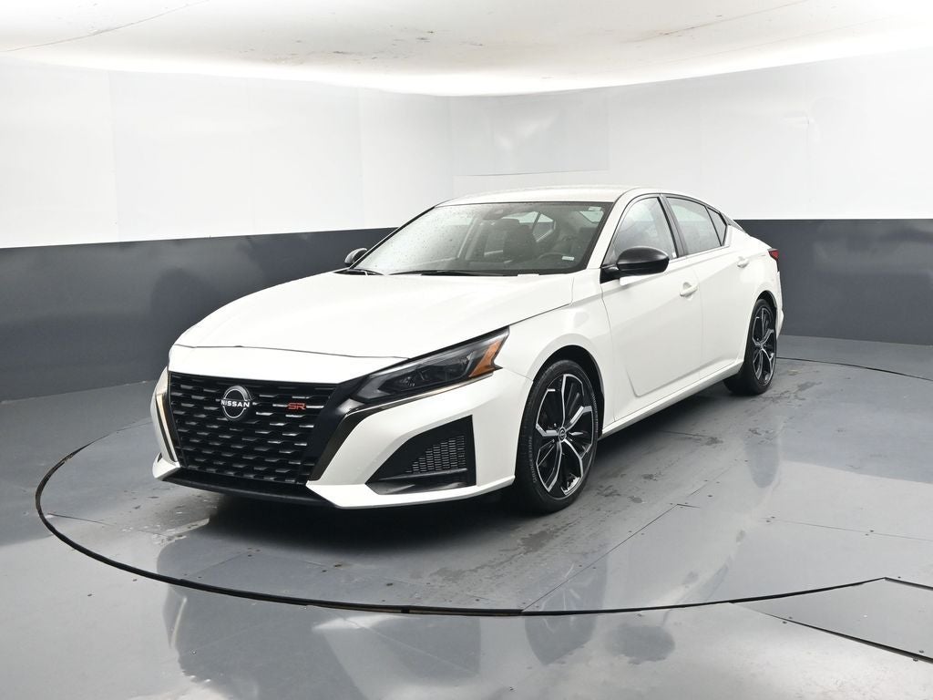 2024 Nissan Altima SR FWD