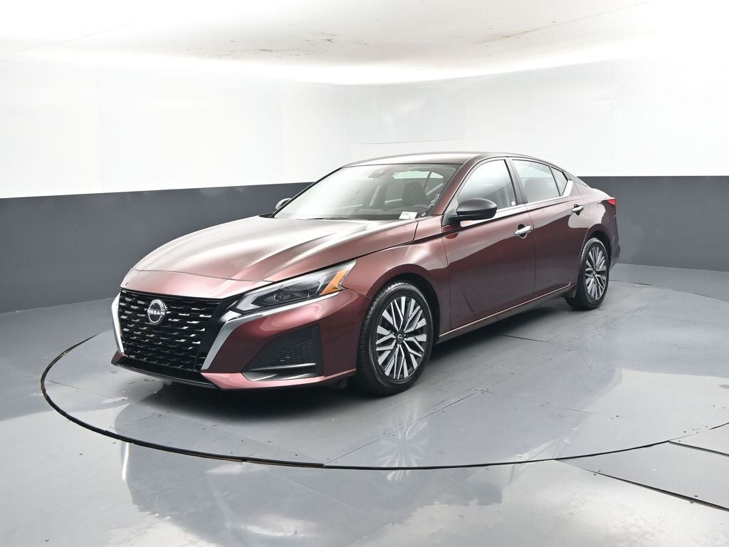 2024 Nissan Altima SV FWD