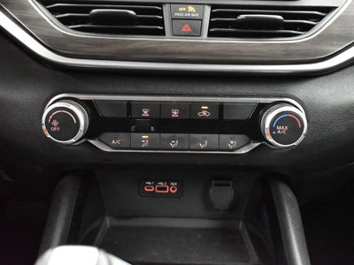 2024 Nissan Altima SV FWD