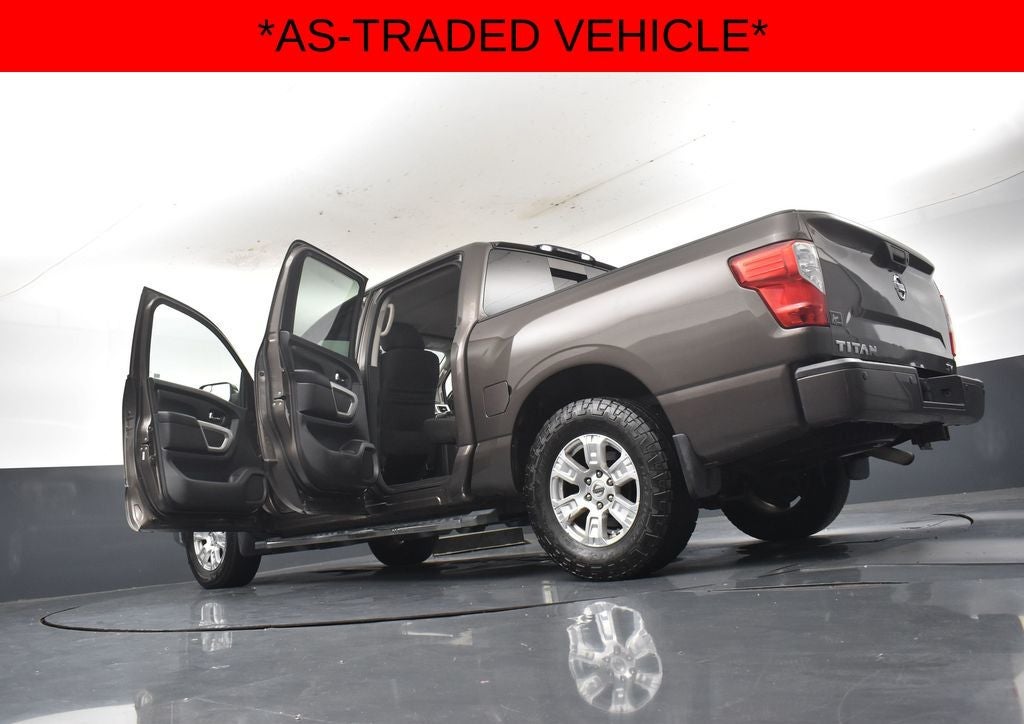 2019 Nissan TITAN SV