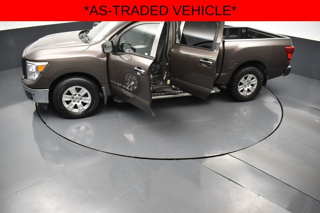 2019 Nissan TITAN SV